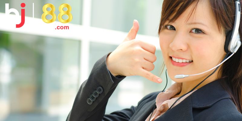 Liên hệ BJ88 qua chatbox
